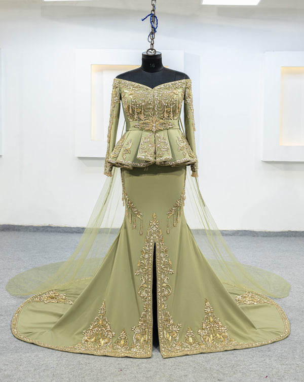 olive karakou avec jupe