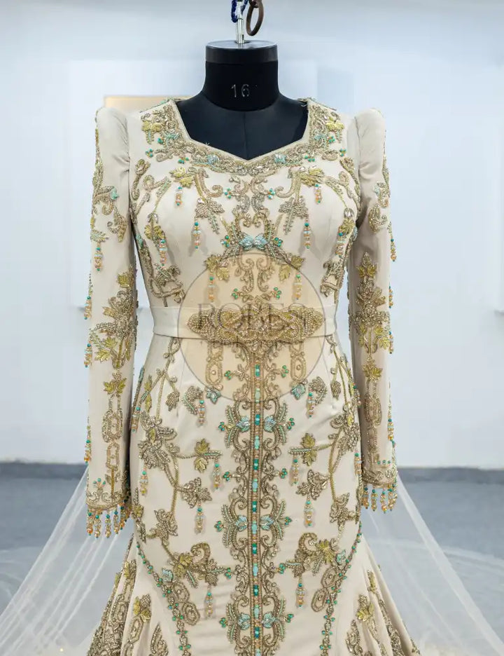 beige robe sirene (3155)