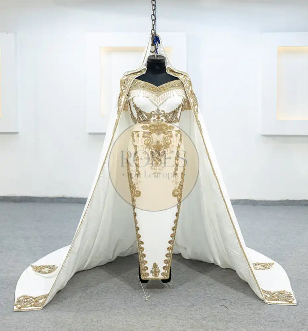 blanc badroune avec barnous (2192)