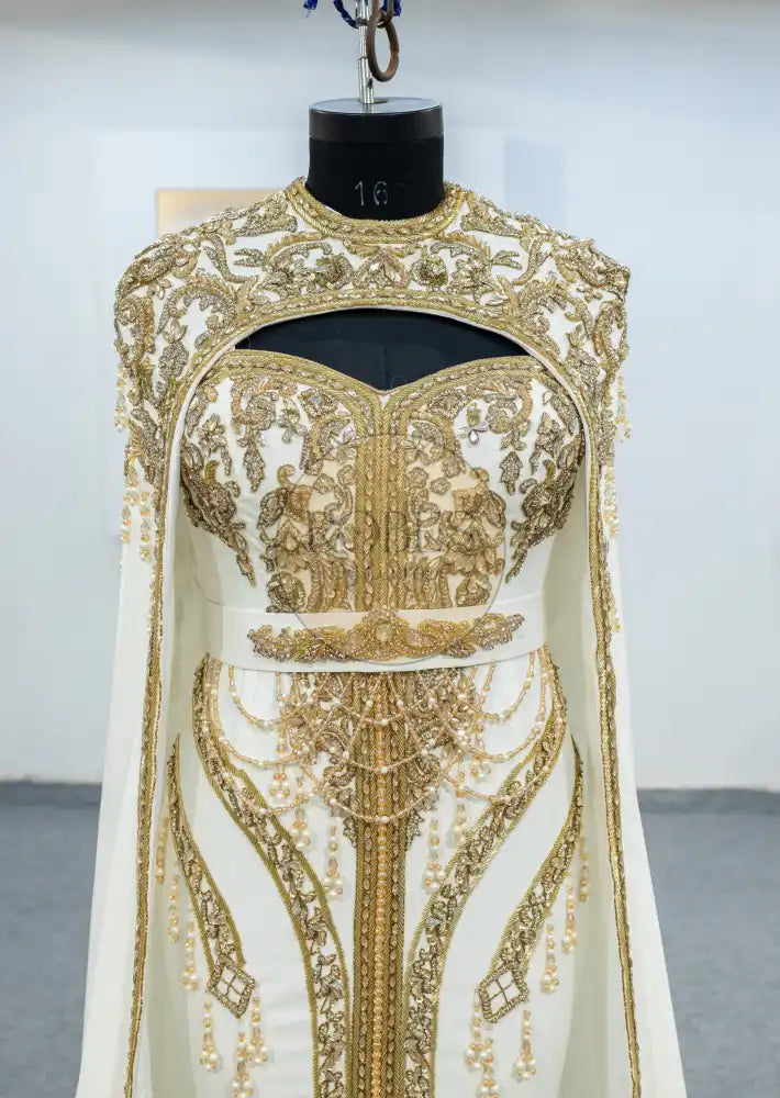 blanc robe sirene plus cape (3216)