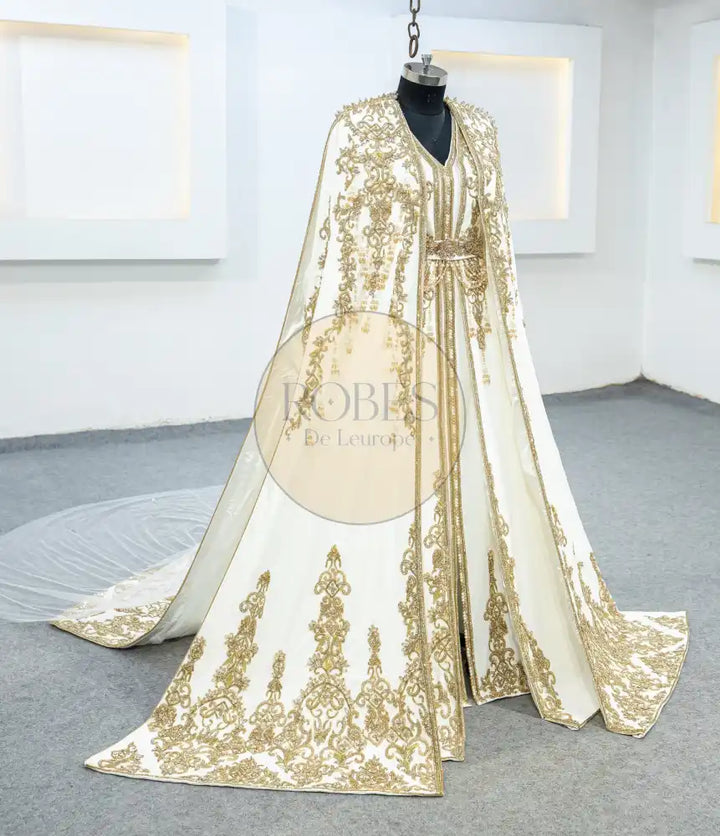 Blanc Takshita Lvois Pieces (2447)