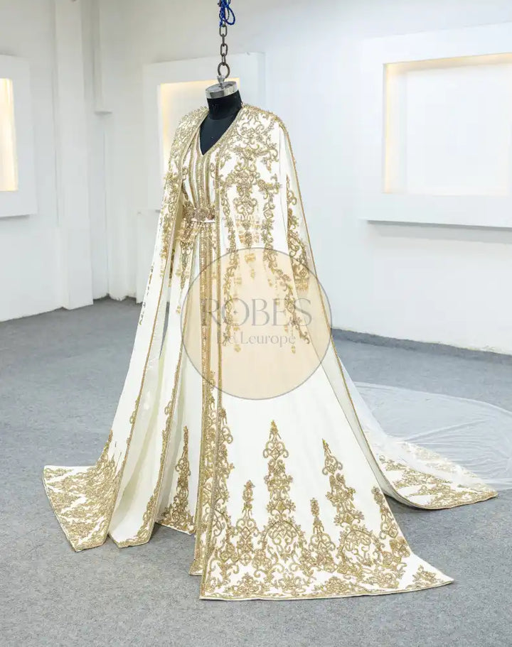 Blanc Takshita Lvois Pieces (2447)