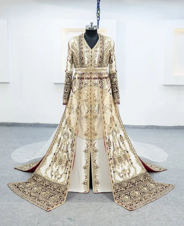 Blanc Takshita (MRV_0240)