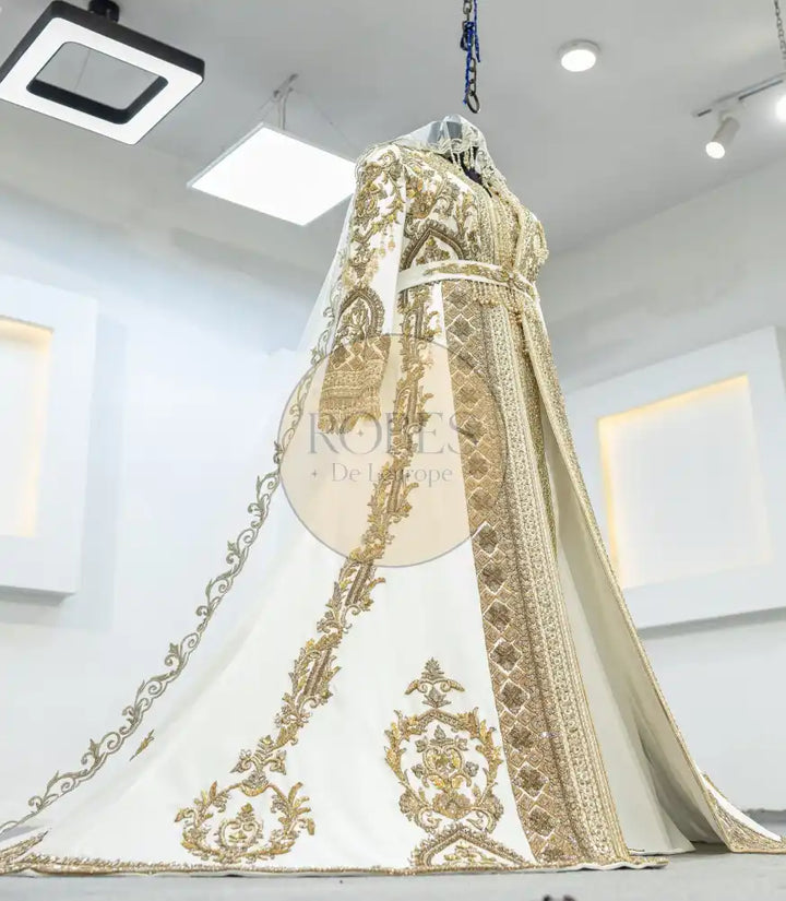 Blanc Takshita (MRV_1000)