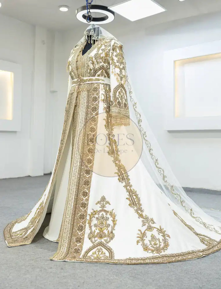 Blanc Takshita (MRV_1000)