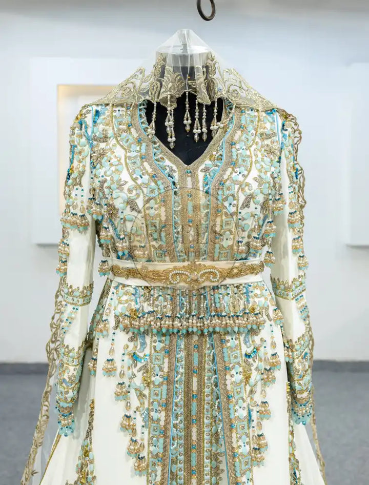 Blanc Takshita (MRV_1082)