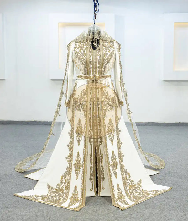 Blanc Takshita (MRV_1131)