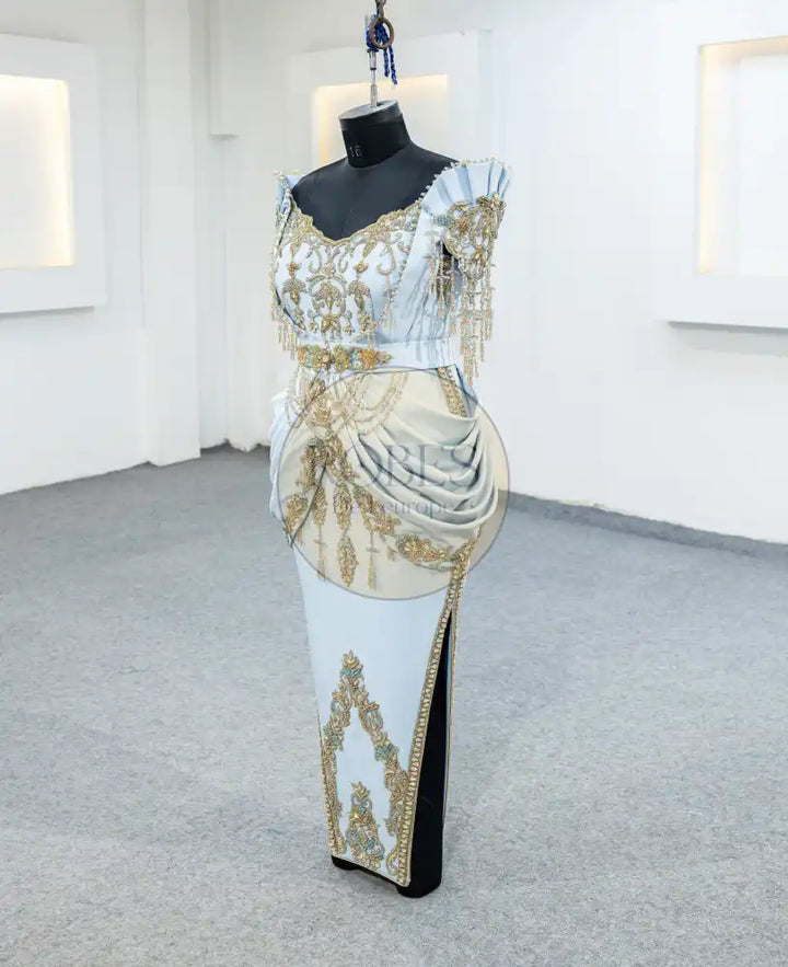 bleu ciel badroune (2457)