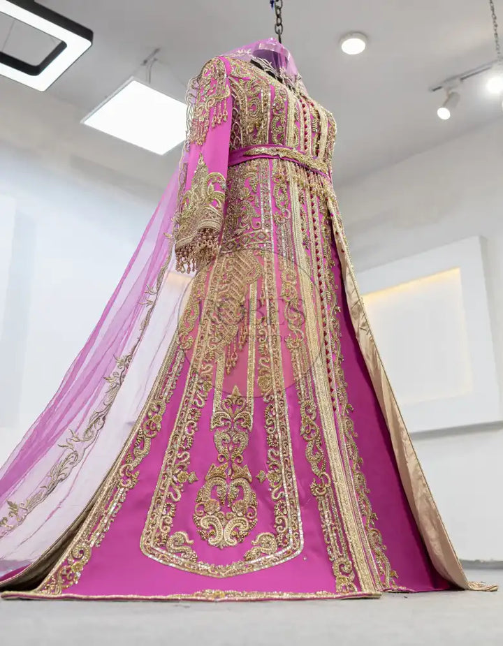 Fuschia Takshita (MRV_0289)