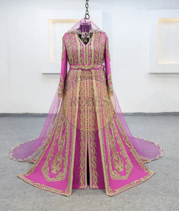 Fuschia Takshita (MRV_0289)