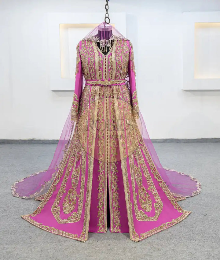 Fuschia Takshita (MRV_0289)