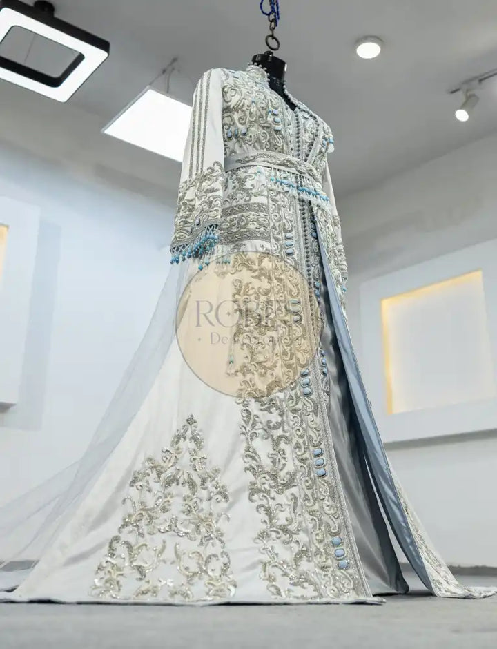 Gris Takshita (MRV_1532)