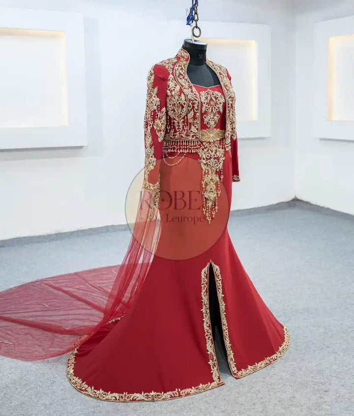 Karakou avec Jupe (2098)