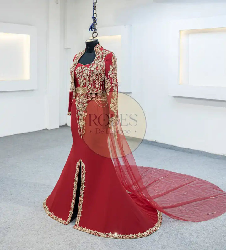 Karakou avec Jupe (2098)