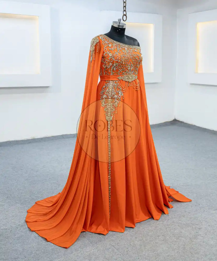 orange robe invitee (3049)