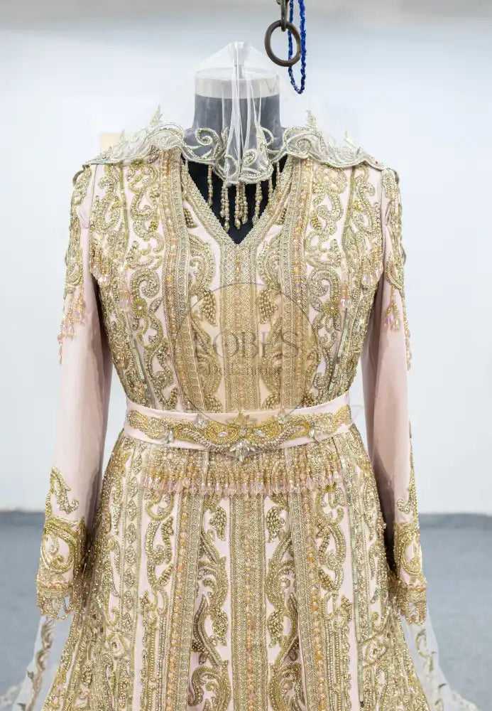 Rose Takshita (MRV_0245)