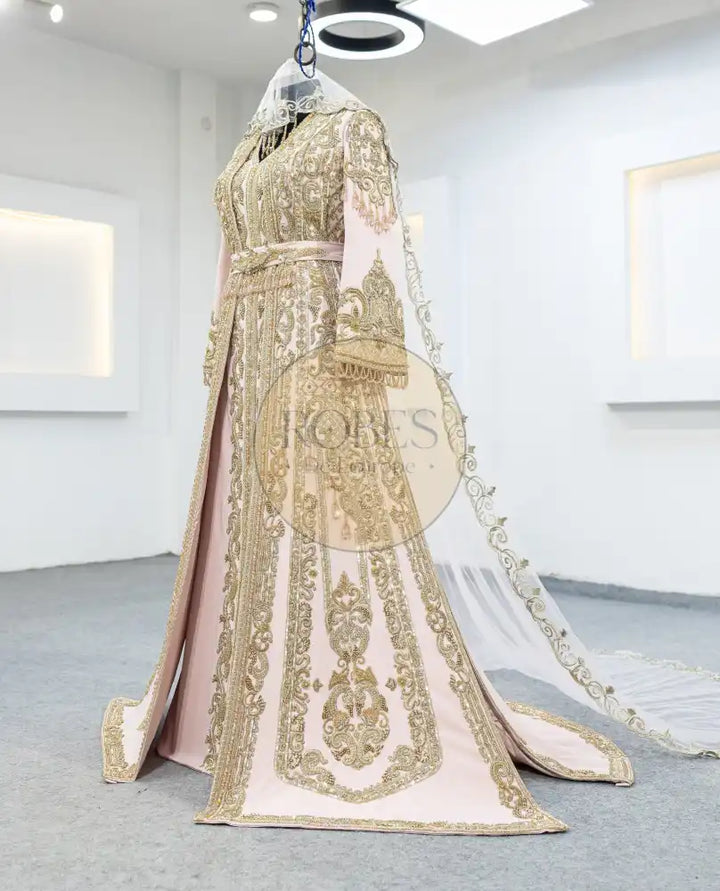 Rose Takshita (MRV_0245)