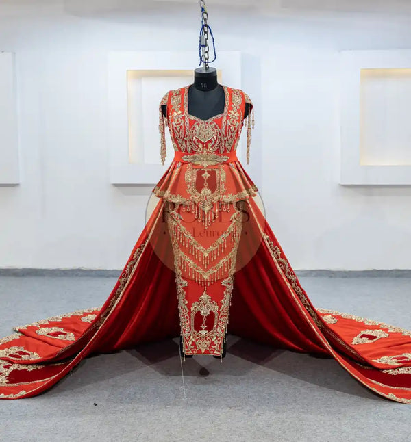 rouge karakou surjupe