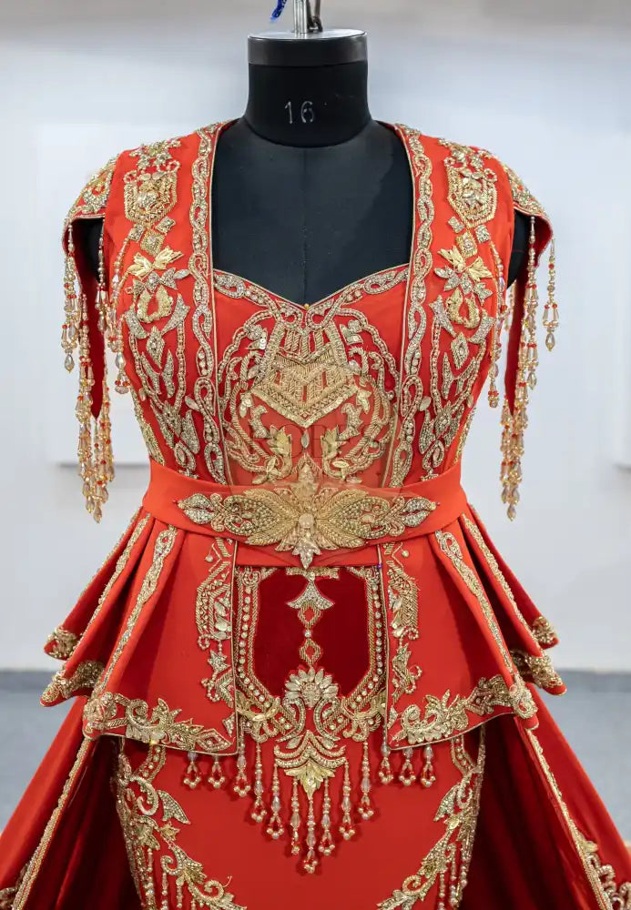 rouge karakou surjupe
