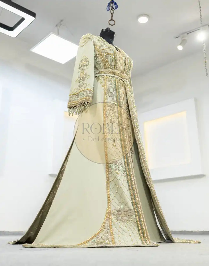 Vert Olive Takshita Invitee (MRV_1875)