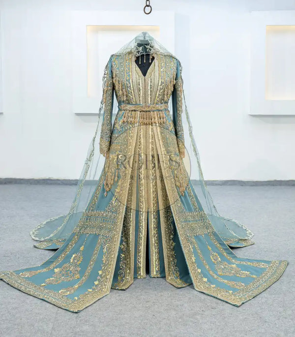 Vert Takshita (2535)