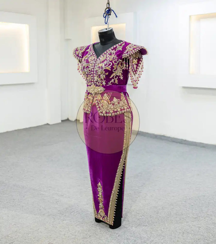 Violet Karakou (MRV_0304)