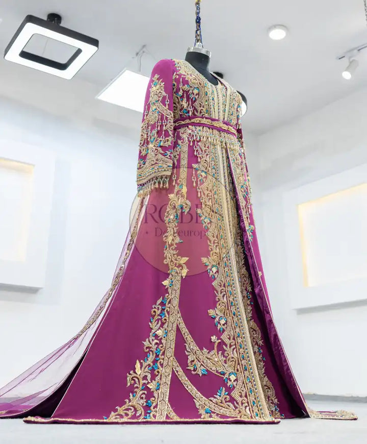 Violet Takshita (2503)